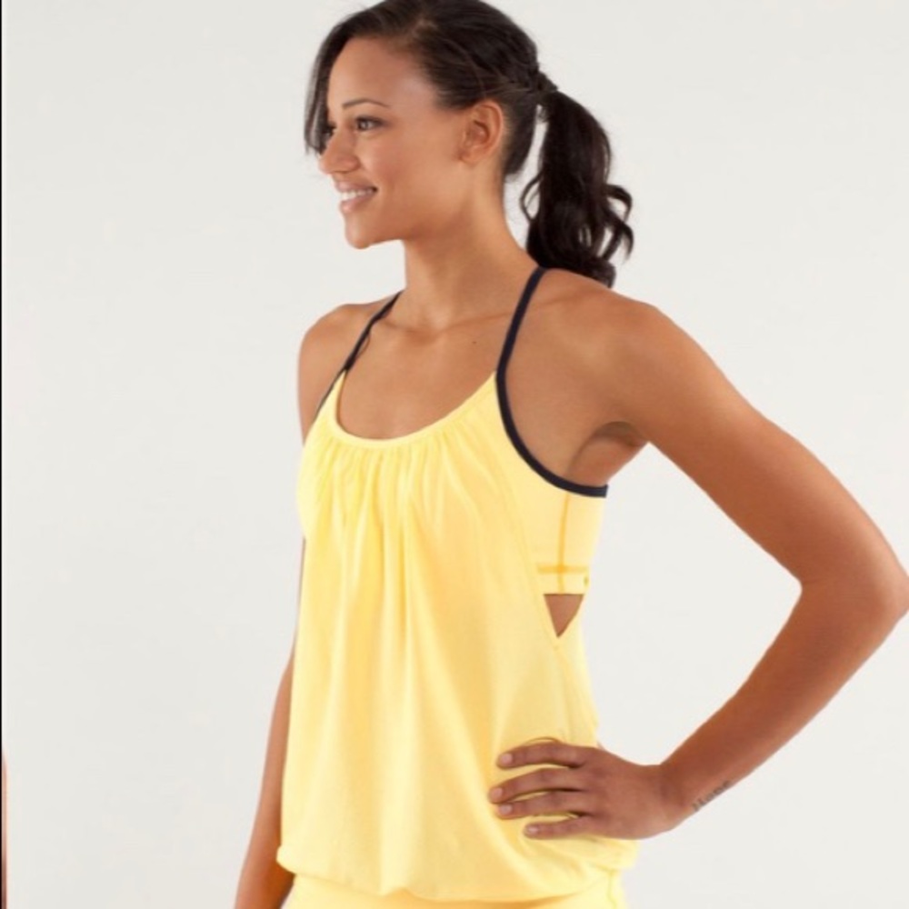 LULULEMON  No limits tank